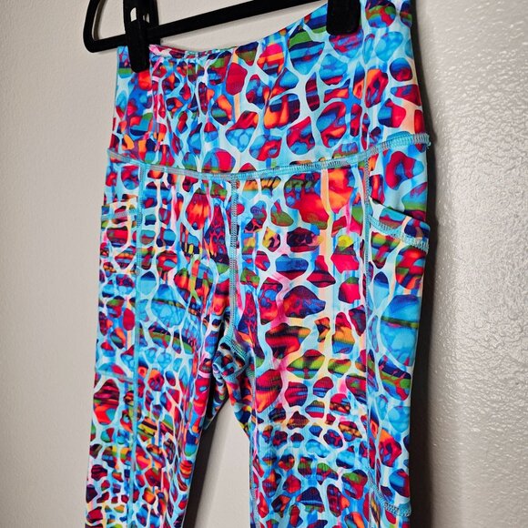 Constantly Varied Gear XS Exotic Bright  Leopard Print Crop Leggings Pockets - Picture 3 of 10